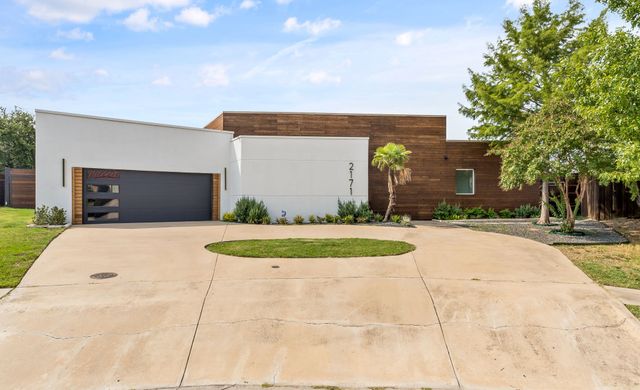 2171 Hogan Drive, Irving, TX 75038