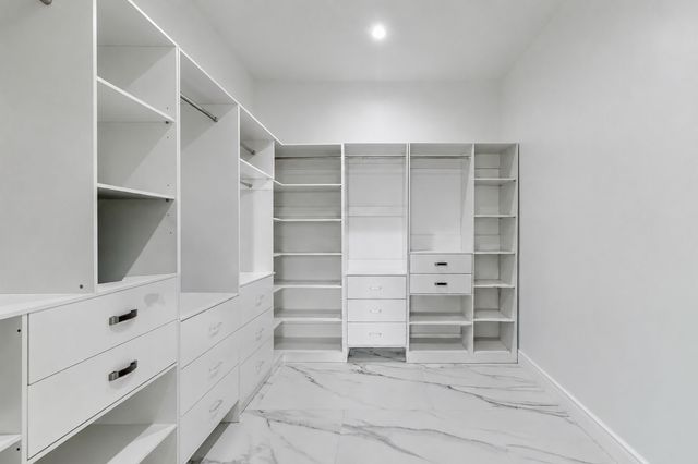 2171 Hogan Drive, Irving, TX 75038
