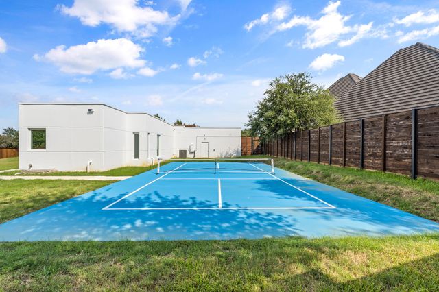 2171 Hogan Drive, Irving, TX 75038