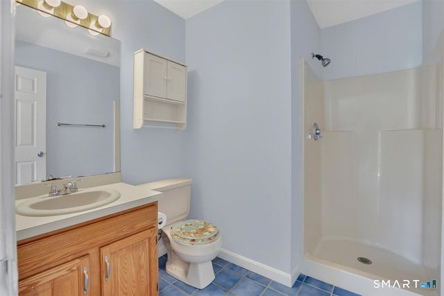 204 Ashmead Commons 204, Enfield, CT 06082
