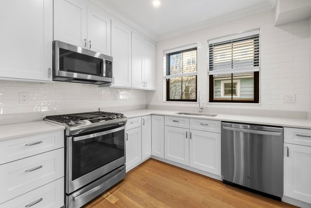 279 Lamartine St 2, Boston, MA 02130