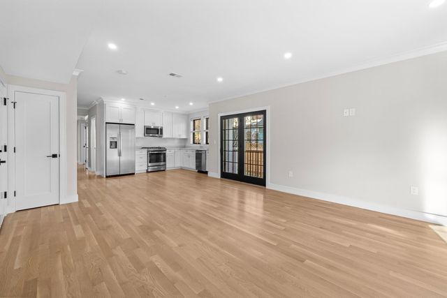 279 Lamartine St 2, Boston, MA 02130