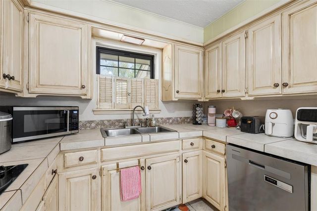 910 McCall Drive, Norman, OK 73072