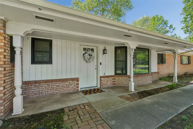910 McCall Drive, Norman, OK 73072