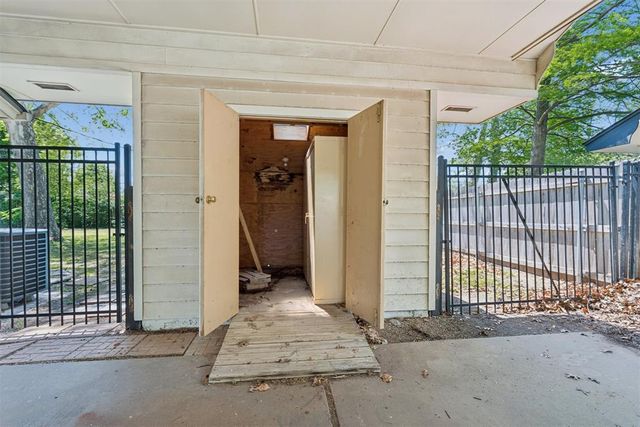 910 McCall Drive, Norman, OK 73072
