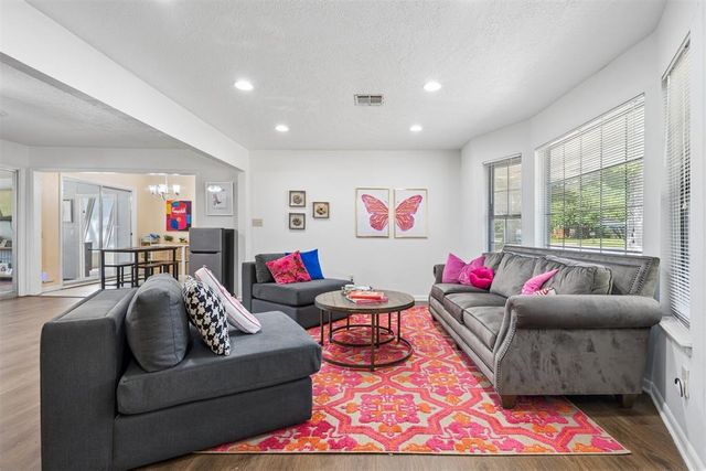 910 McCall Drive, Norman, OK 73072