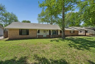 910 McCall Drive, Norman, OK 73072