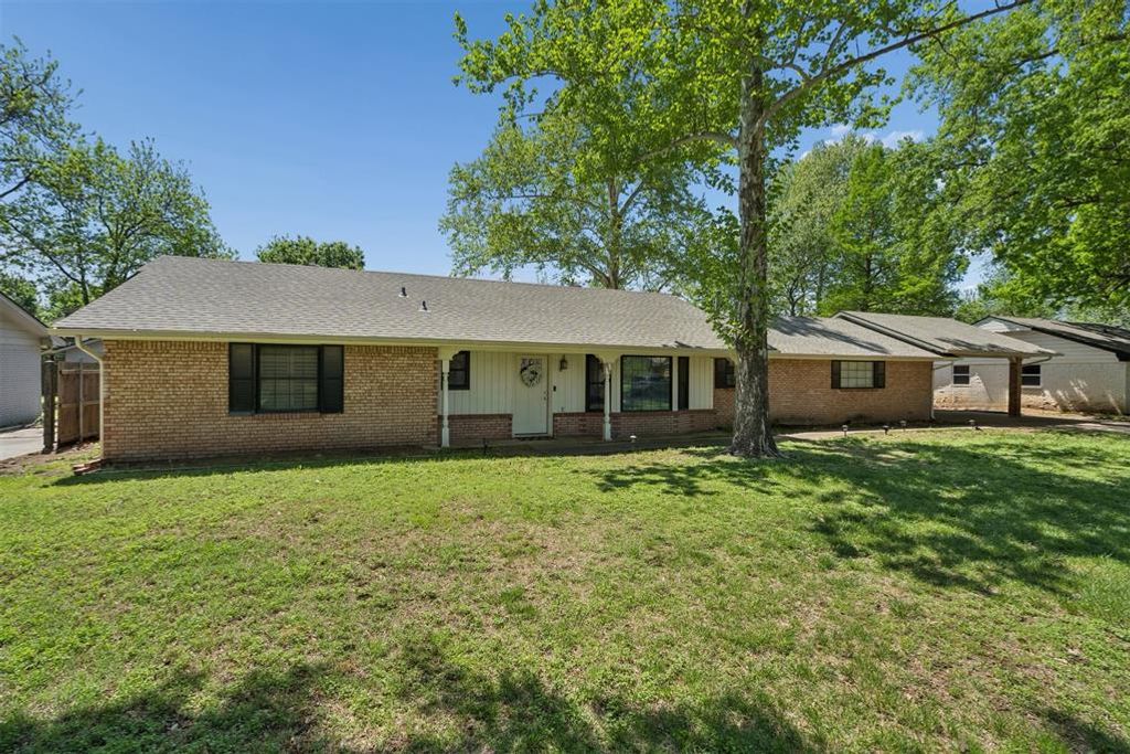 910 McCall Drive, Norman, OK 73072