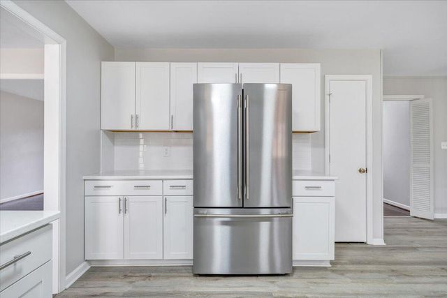 4121 White Dove LN, Roanoke, VA 24018