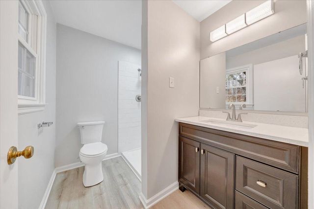 4121 White Dove LN, Roanoke, VA 24018