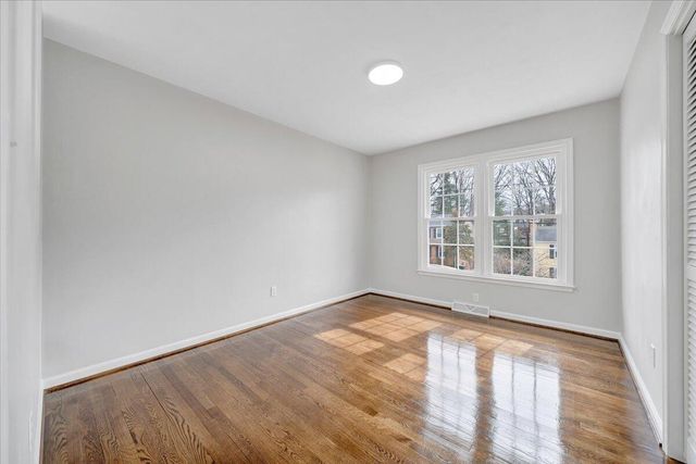 4121 White Dove LN, Roanoke, VA 24018