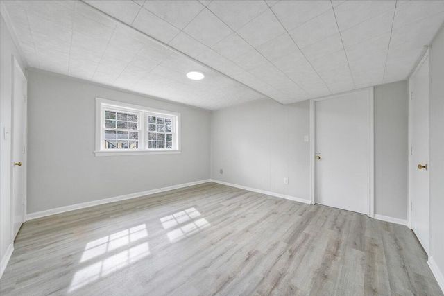 4121 White Dove LN, Roanoke, VA 24018