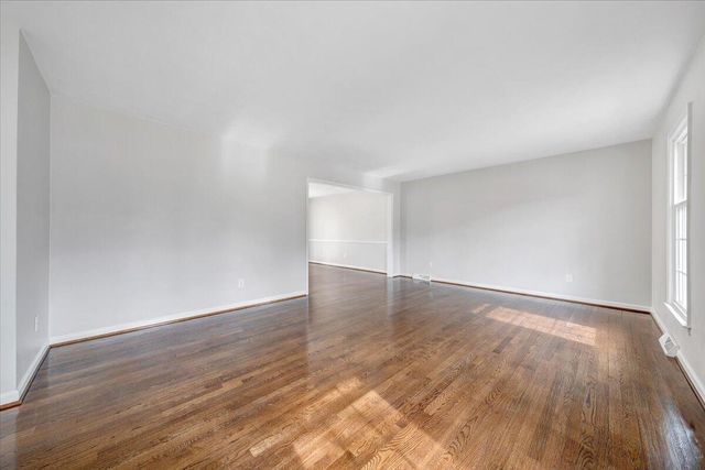 4121 White Dove LN, Roanoke, VA 24018