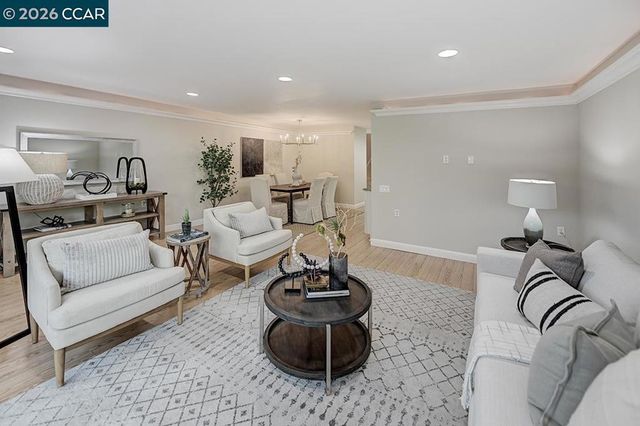 3437 Tice Creek Dr 1, Walnut Creek, CA 94595