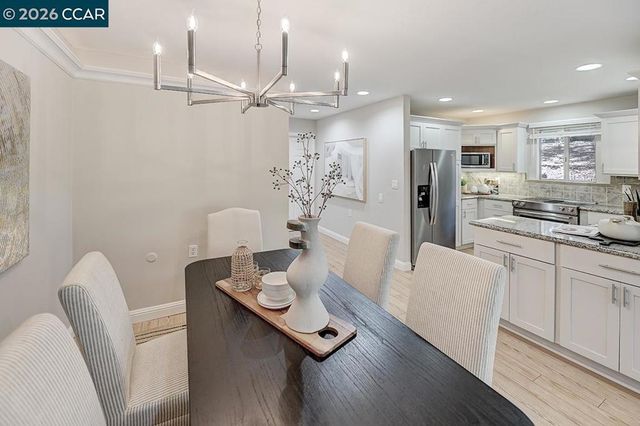 3437 Tice Creek Dr 1, Walnut Creek, CA 94595