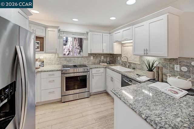 3437 Tice Creek Dr 1, Walnut Creek, CA 94595