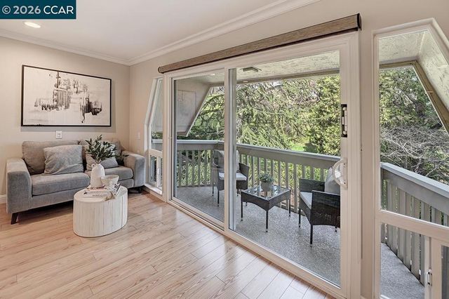 3437 Tice Creek Dr 1, Walnut Creek, CA 94595