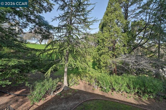 3437 Tice Creek Dr 1, Walnut Creek, CA 94595