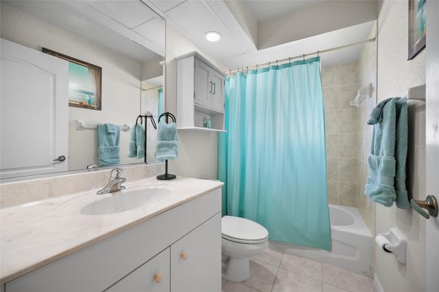 27 MARINER LANE, Rotonda West, FL 33947