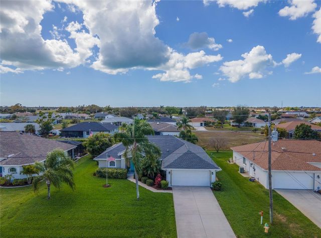 27 MARINER LANE, Rotonda West, FL 33947