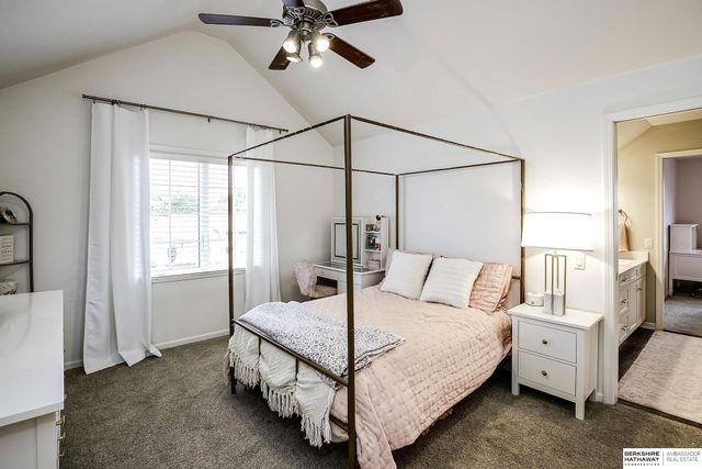 805 N 132 Avenue, Omaha, NE 68154