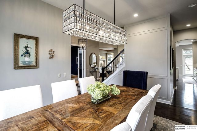 805 N 132 Avenue, Omaha, NE 68154