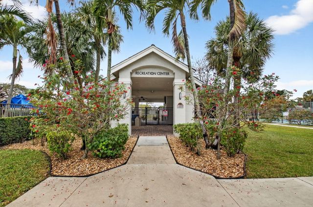10031 Lexington Estates Boulevard, Boca Raton, FL 33428