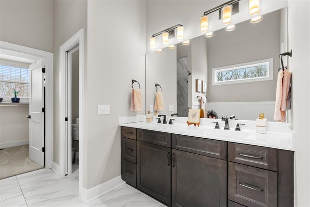 10963 Mystic Heights Trail, Mattawan, MI 49071