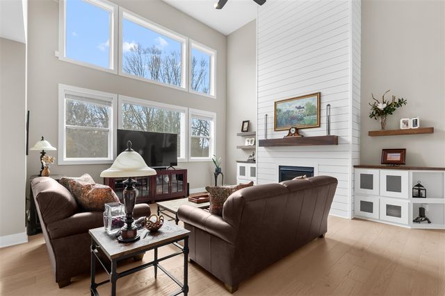 10963 Mystic Heights Trail, Mattawan, MI 49071