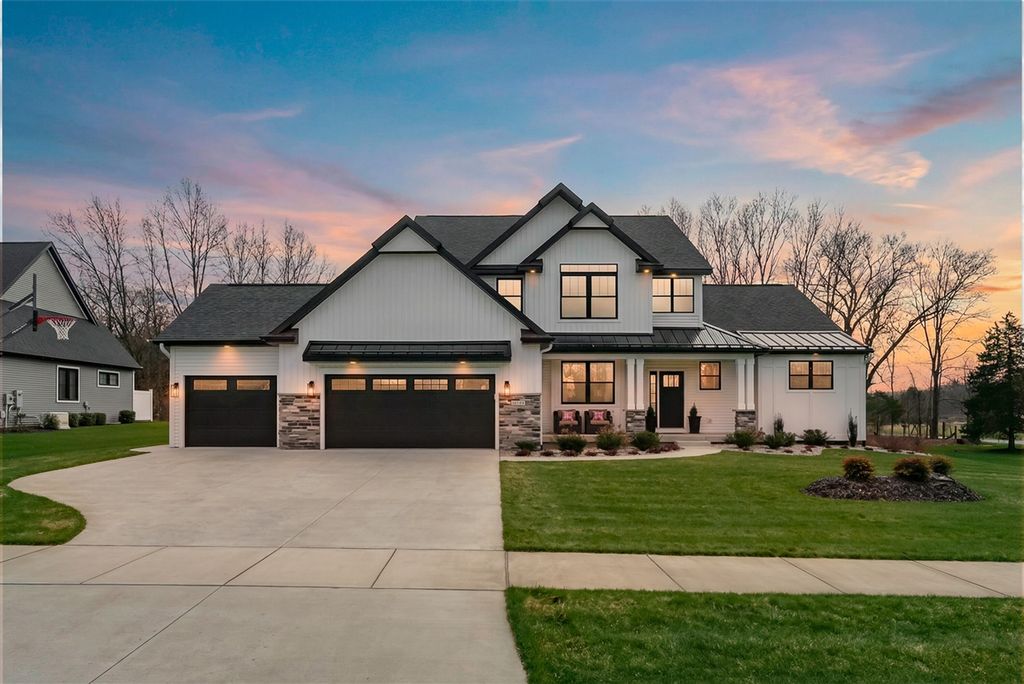 10963 Mystic Heights Trail, Mattawan, MI 49071