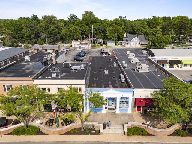 194 W New England Avenue, Columbus, OH 43085