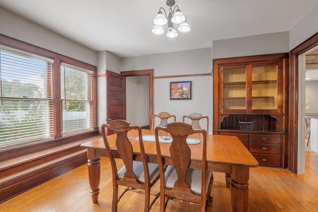 2534 S WEBSTER AVENUE, Green Bay, WI 54301