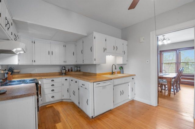 2534 S WEBSTER AVENUE, Green Bay, WI 54301