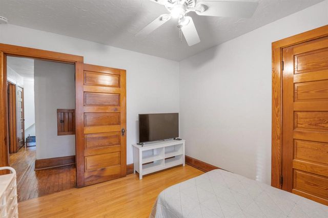 2534 S WEBSTER AVENUE, Green Bay, WI 54301