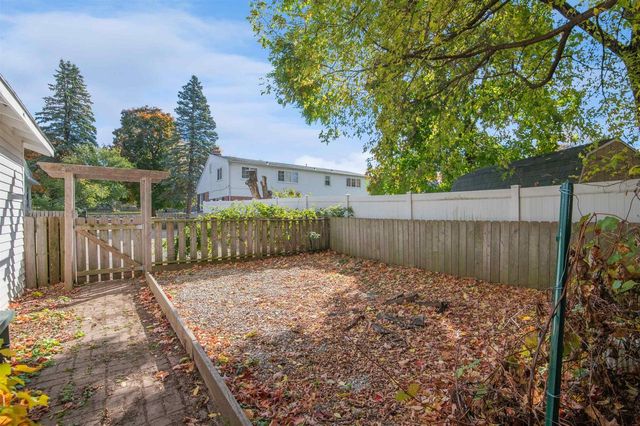 2534 S WEBSTER AVENUE, Green Bay, WI 54301