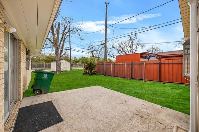 70 Annette Lane, Houston, TX 77076