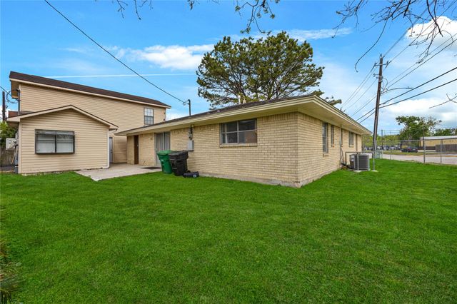 70 Annette Lane, Houston, TX 77076