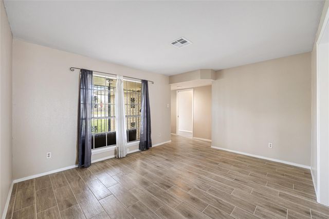 70 Annette Lane, Houston, TX 77076