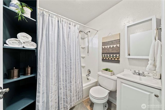 18907 SE 265th Street, Covington, WA 98042