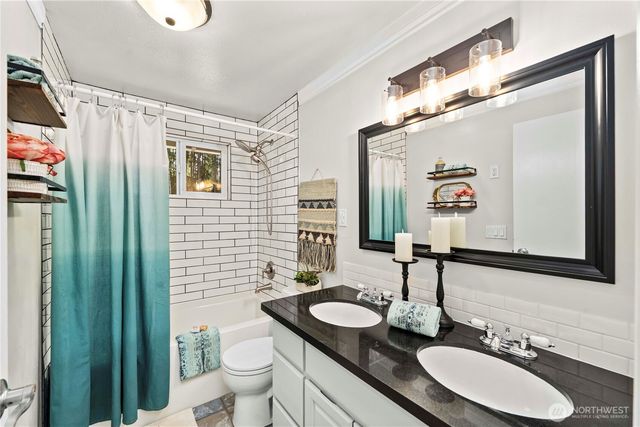 18907 SE 265th Street, Covington, WA 98042