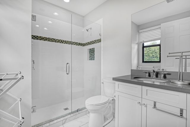 10 Kintyre Road, Palm Beach Gardens, FL 33418