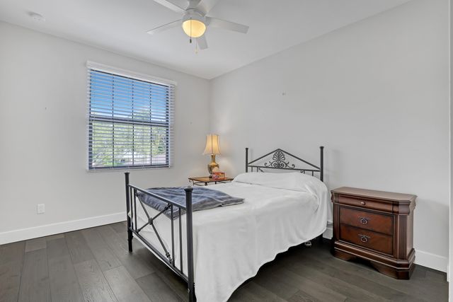 10 Kintyre Road, Palm Beach Gardens, FL 33418