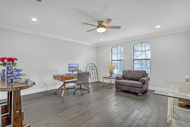 10 Kintyre Road, Palm Beach Gardens, FL 33418