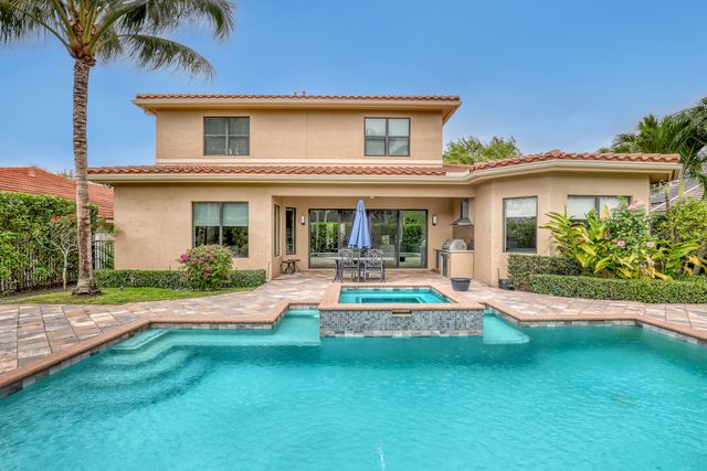 10 Kintyre Road, Palm Beach Gardens, FL 33418