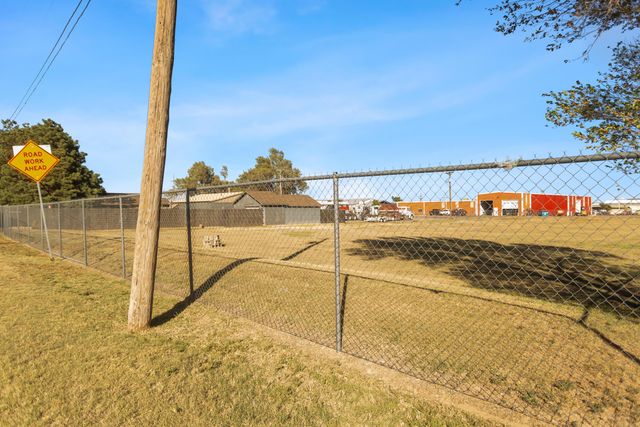 11774 TX-152, Pampa, TX 79065