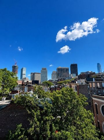 25 Phillips St PH, Boston, MA 02114