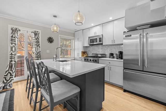 25 Phillips St PH, Boston, MA 02114