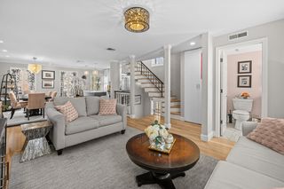 25 Phillips St PH, Boston, MA 02114