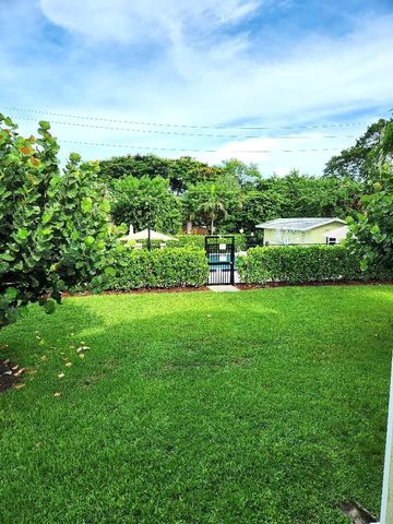 12052 ALTERNATE A1A C8, Palm Beach Gardens, FL 33410