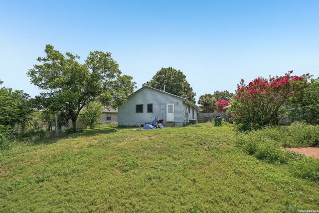 211 Rivertree, San Antonio, TX 78203